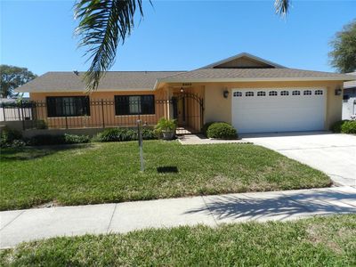 9400 Ridge Rd, Seminole, FL, 33772