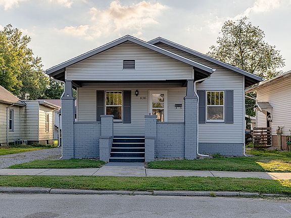 3rd image of 838 N Main St