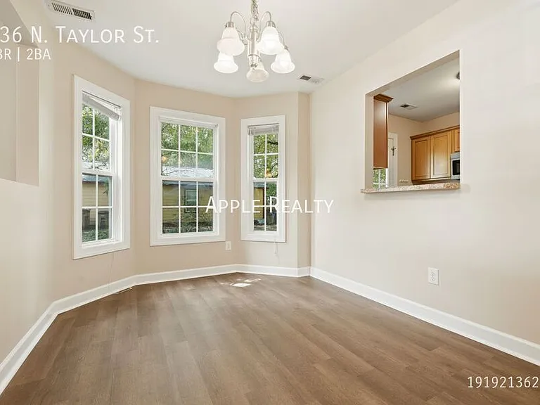 836 N Taylor St — Photo 6