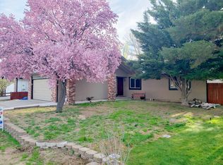 2733 Ballarat Dr, Carson City, NV 89706