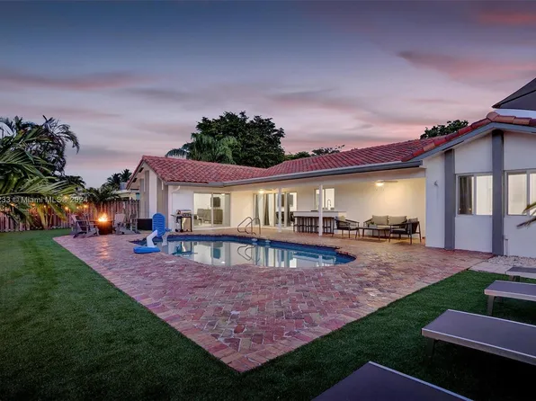 1251 Wiley St, Hollywood, FL 33019