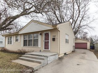 7118 Monroe Ct, Urbandale, IA 50322