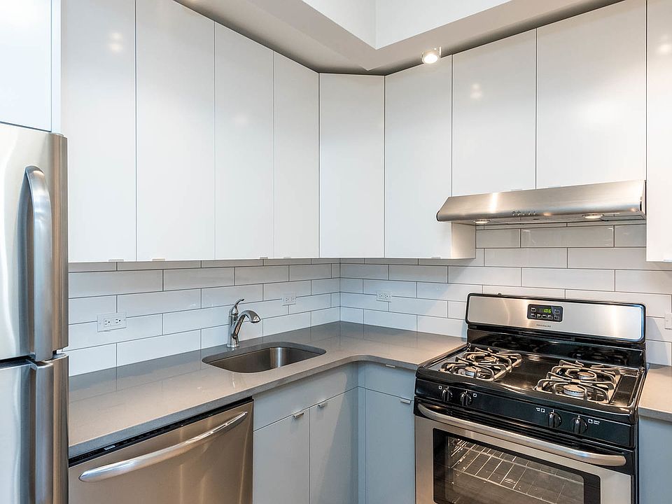 1st image of 439 Knickerbocker Ave #4H