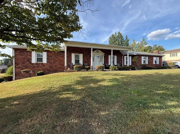300 New Circle St, Louisa, KY 41230
