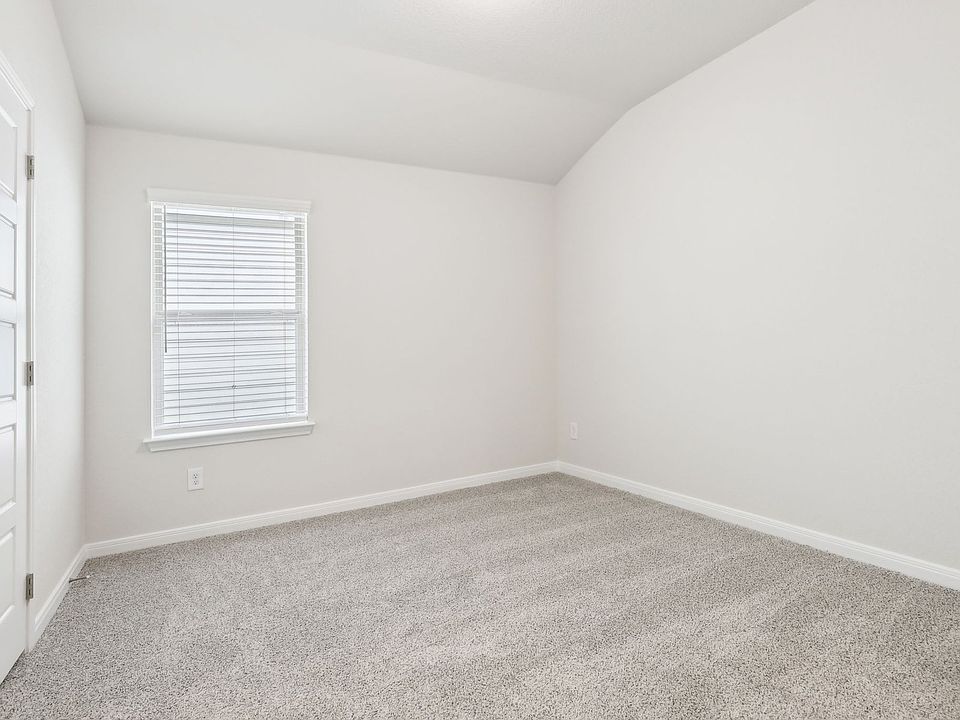 SAN_Legendary Trails_Preston_C403_Guest Room_112 Shelton Pass_026.jpg