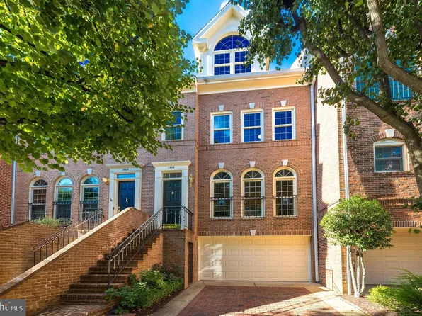 1503 N Colonial Ct, Arlington, VA 22209