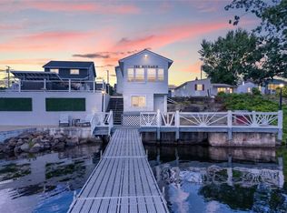 4190 Shorewood Dr, Hammondsport, NY 14840