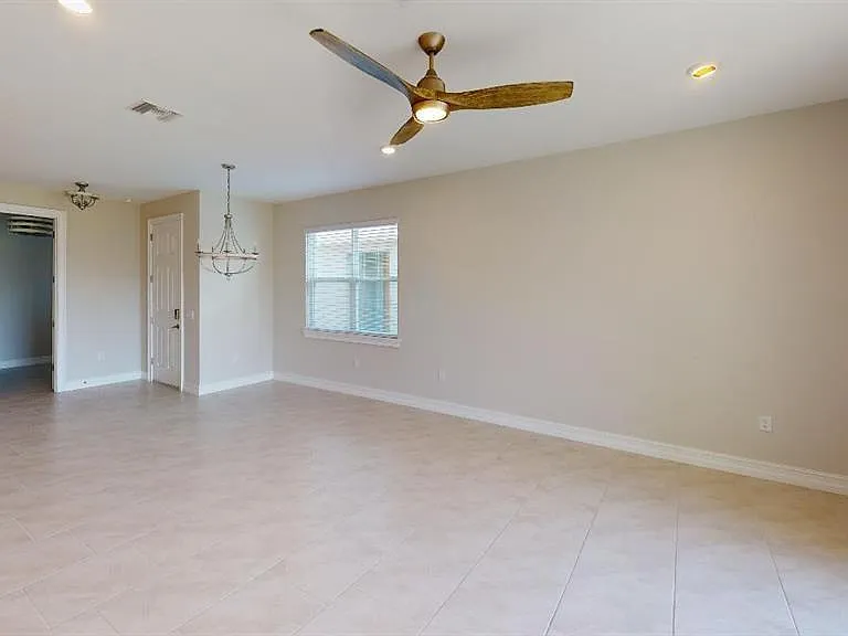 119 Ibiza Loop — Photo 6