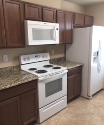 5th image of 2631 Villa Norte