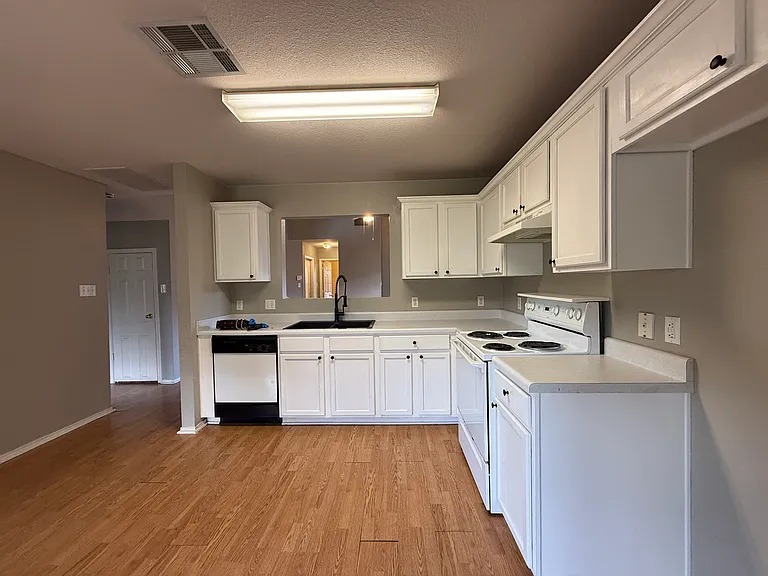2120 Jester Farms Rd — Photo 7