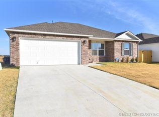23353 E 115th St S, Broken Arrow, OK 74014