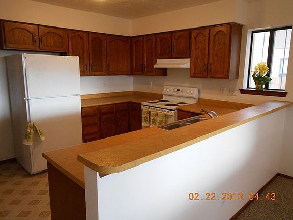 3rd image of 9909 La Paz Dr NW