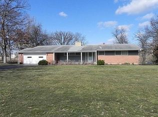 43W724 Old Midlothian Rd, Elburn, IL 60119