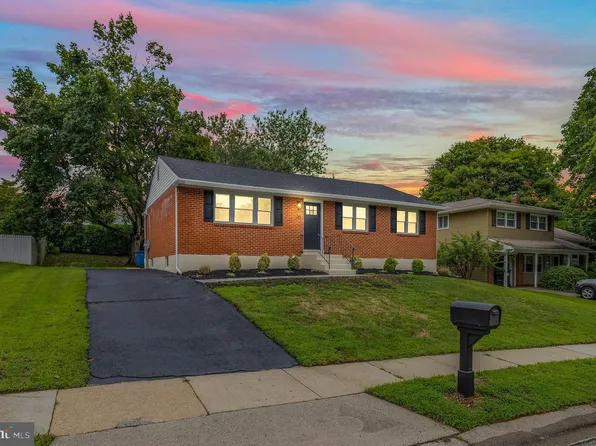 30 Vansant Rd, Newark, DE 19711