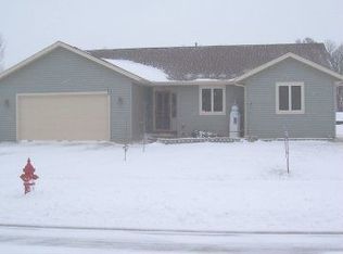 441 S Fairfield Ave, Juneau, WI 53039