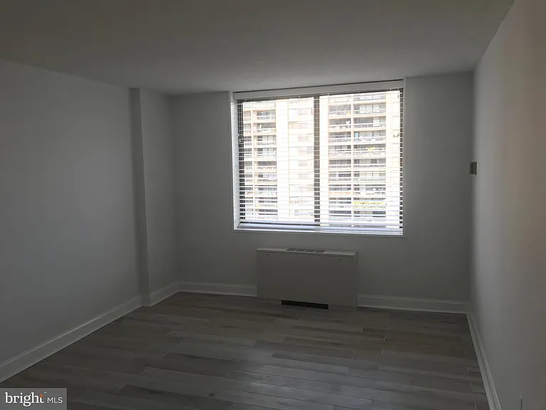 3705 S George Mason Dr #1903S — Photo 10