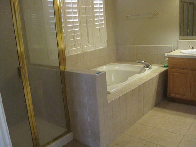 2nd image of 1022 Hidden Valley Dr