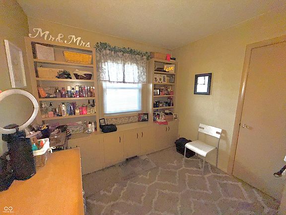 4th image of 2825 Brentwood Dr