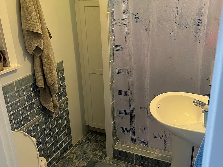 8010 Maple Ave — Photo 23