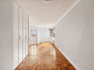 300 E 40th St APT 4D, New York, NY 10016