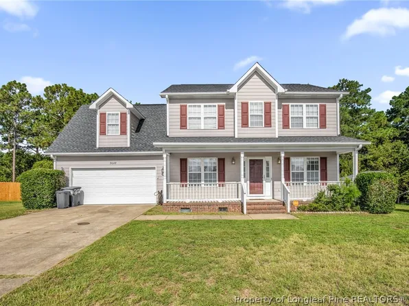 3028 Piney Mountain Dr, Hope Mills, NC 28348