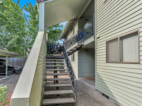 3rd image of 5160 SW 180th Ave Unit 6