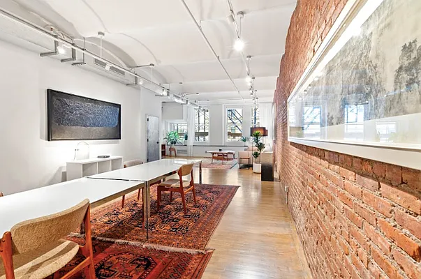 Sold by R New York | media 5