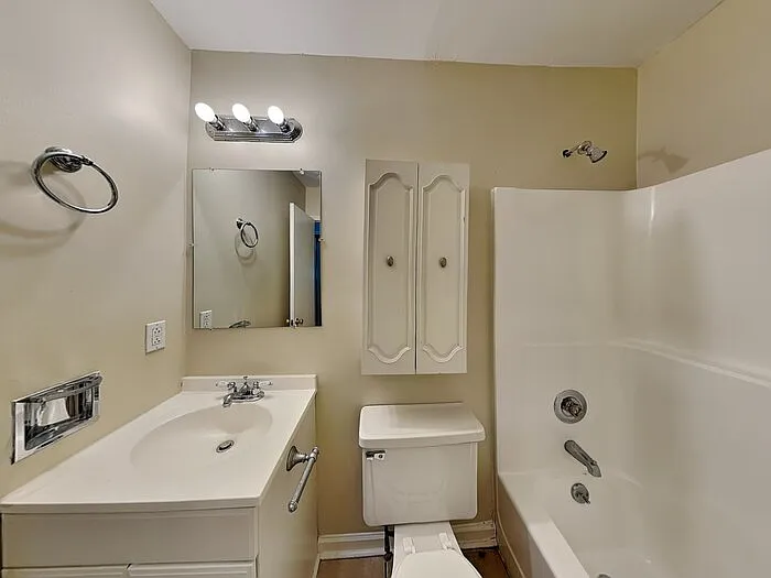 6900 Duncroft Ln — Photo 17