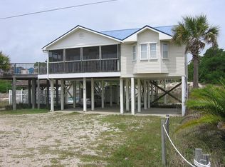 909 E Gulf Beach Dr, Eastpoint, FL 32328