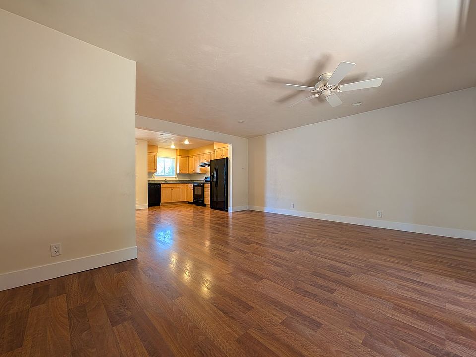 1st image of 2474 Willamette Aly