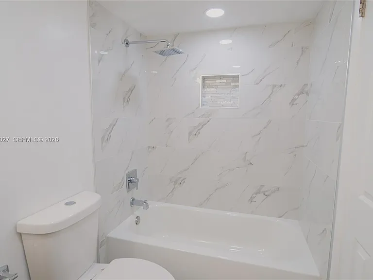 2830 Riverside Dr #107-3 — Photo 14