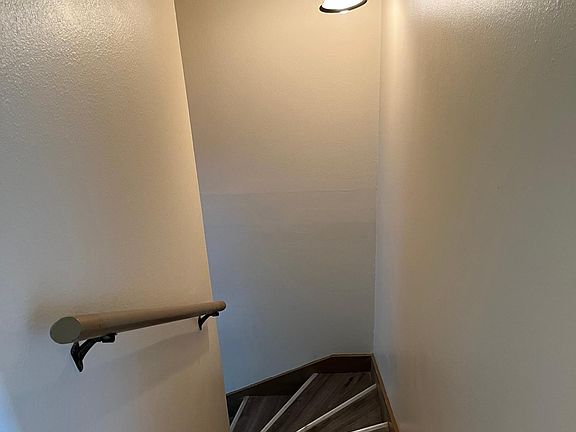 5th image of 1625 Martin Luther King Jr Way Unit 11