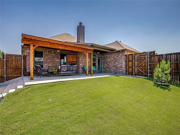 5th image of 308 Audobon Ln