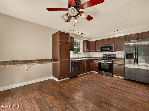 3rd image of 5415 Scherr Dr