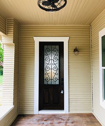 3rd image of 1815 W Woodlawn Ave