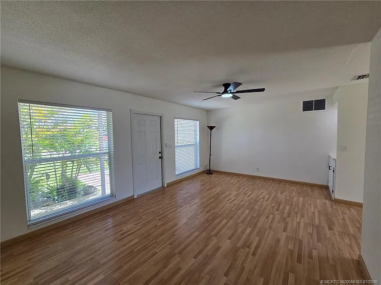 2648 Rockcrest Ct — Photo 7