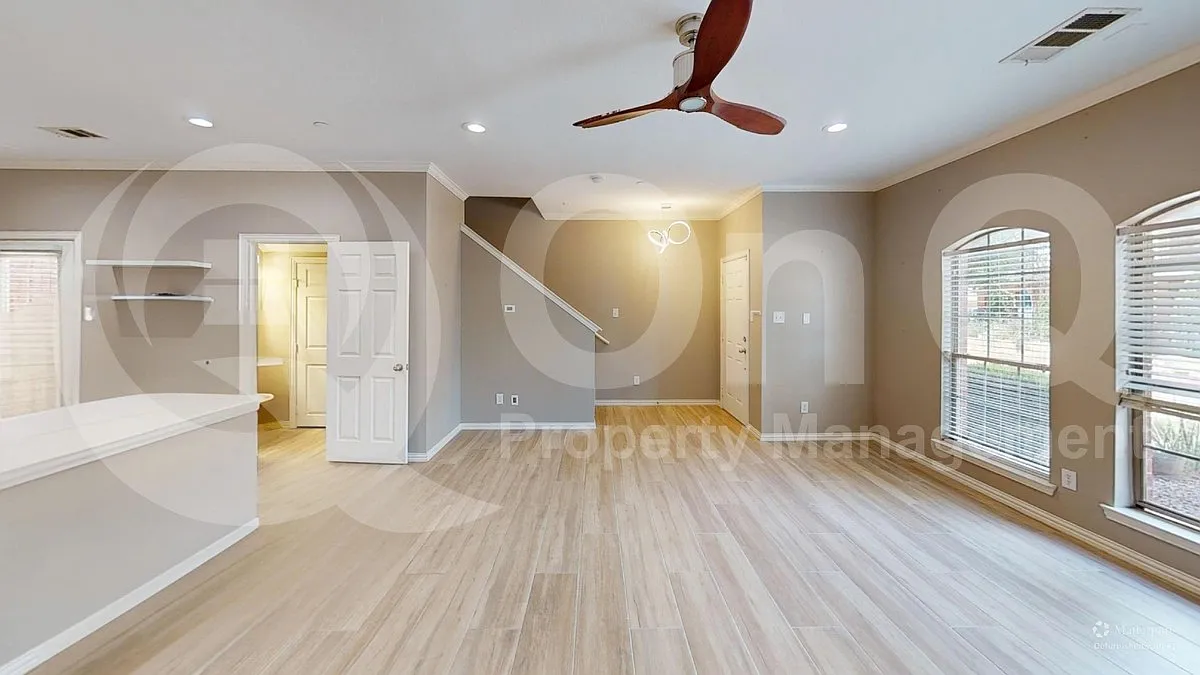 2 bed, 1.5 bath, 1350 sqft, $1,990 — Photo 3