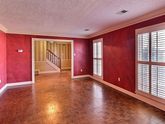 5th image of 2228 Coathbridge Dr
