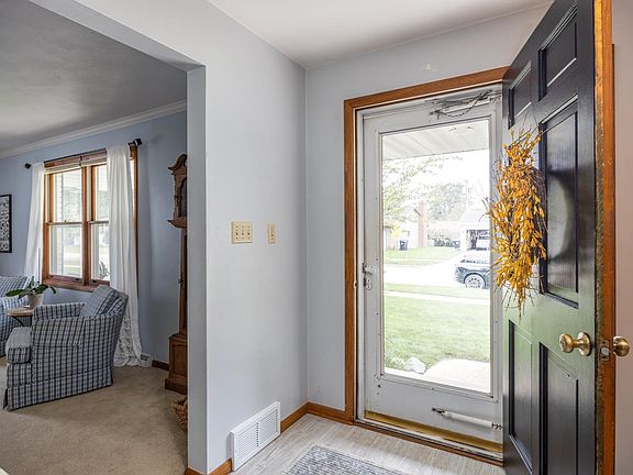 3rd image of 2024 N Eugene St