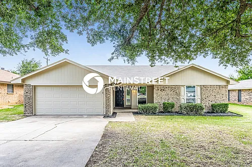 724 Kensington Ln Photo 1