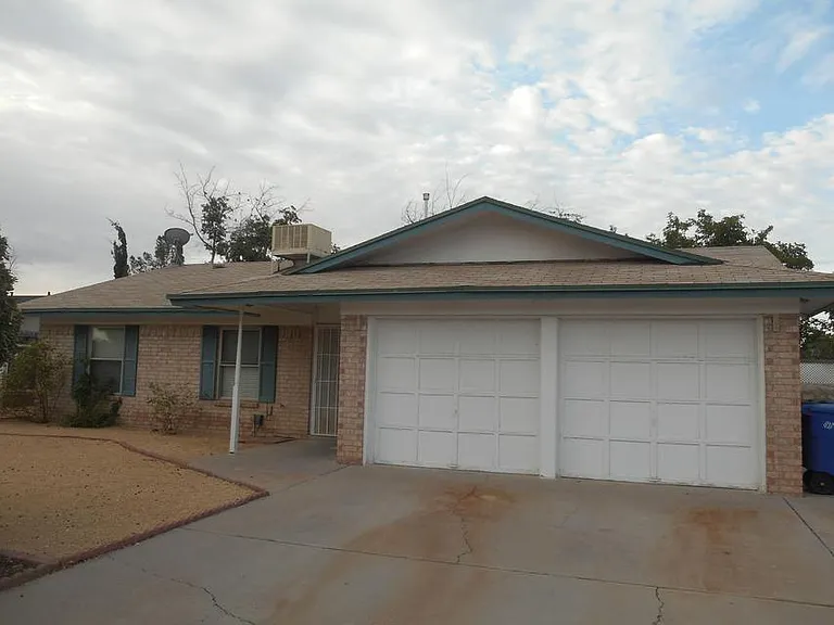 11316 Jack Cupit Ln — Photo 2