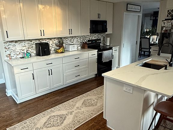 3rd image of 5693 S Pagosa Ct