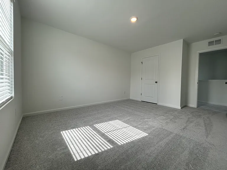 151 Hanover Dr — Photo 23
