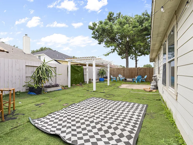 Shining Leaf Ct — Photo 14