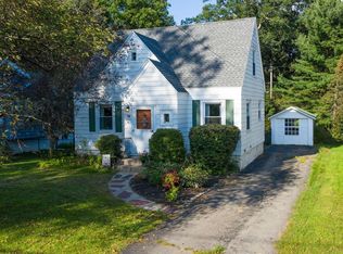 10 Euclid Ave, Delmar, NY 12054