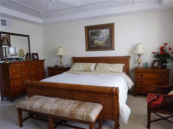 4th image of 926 Lotus Vista Dr APT 201