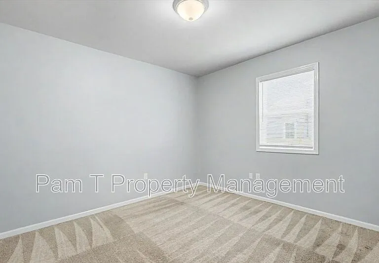 1202 E 37th St #A — Photo 11