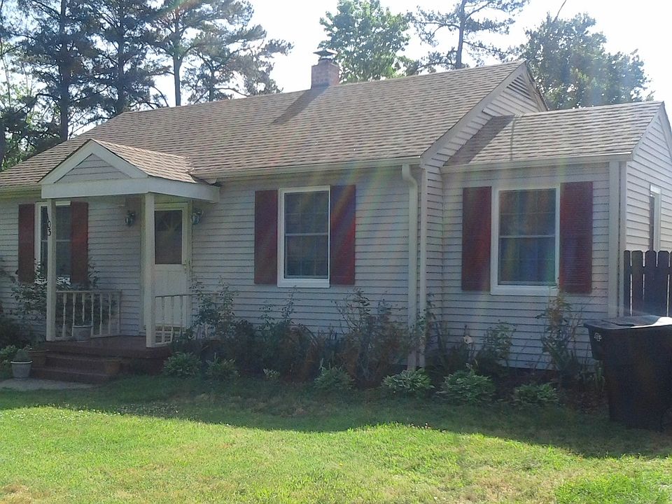 2nd image of 103 Mayflower Rd