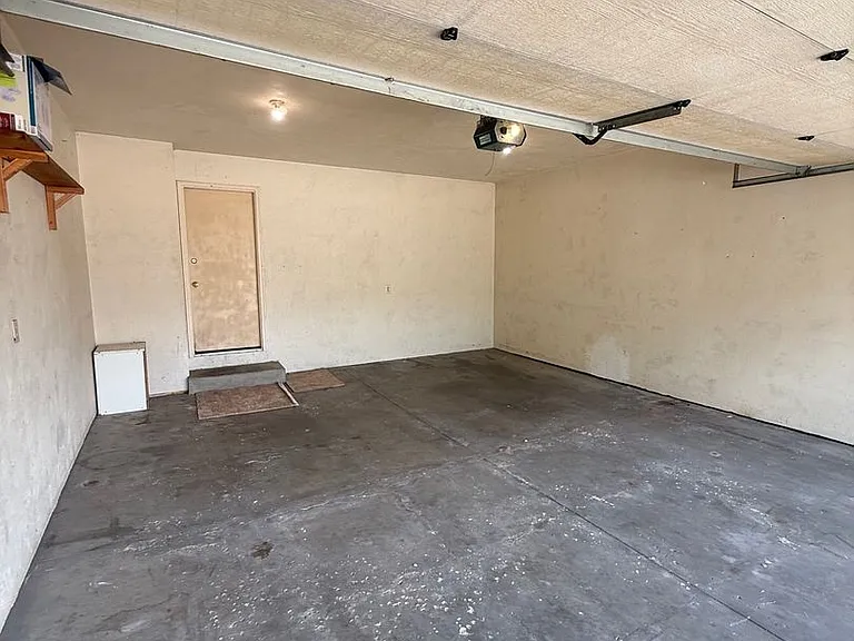 600 Mollies Way — Photo 16