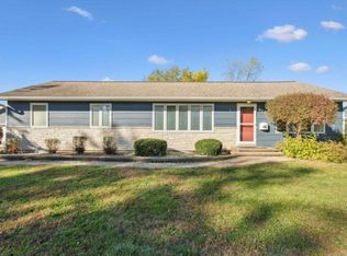 922 1st Ave SE, Oelwein, IA 50662